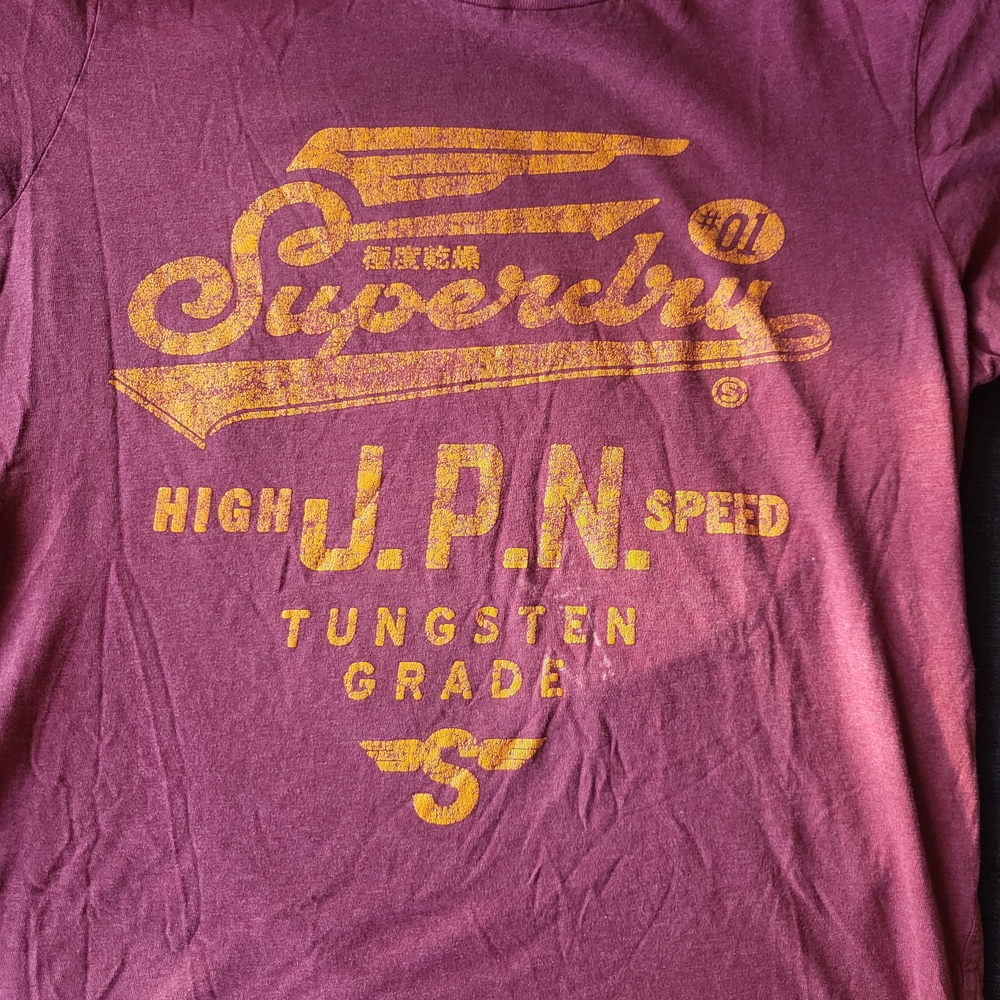 Superdry Men's Maroon Tee with Yellow Graphic